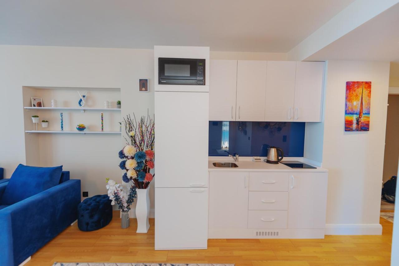 Black Sea Luxury Towers 호텔 바투미 외부 사진