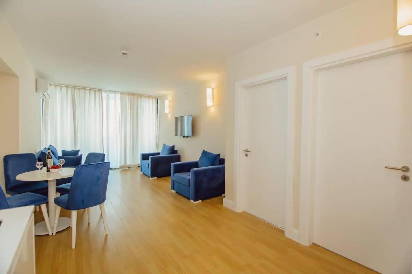 Black Sea Luxury Towers 호텔 바투미 외부 사진