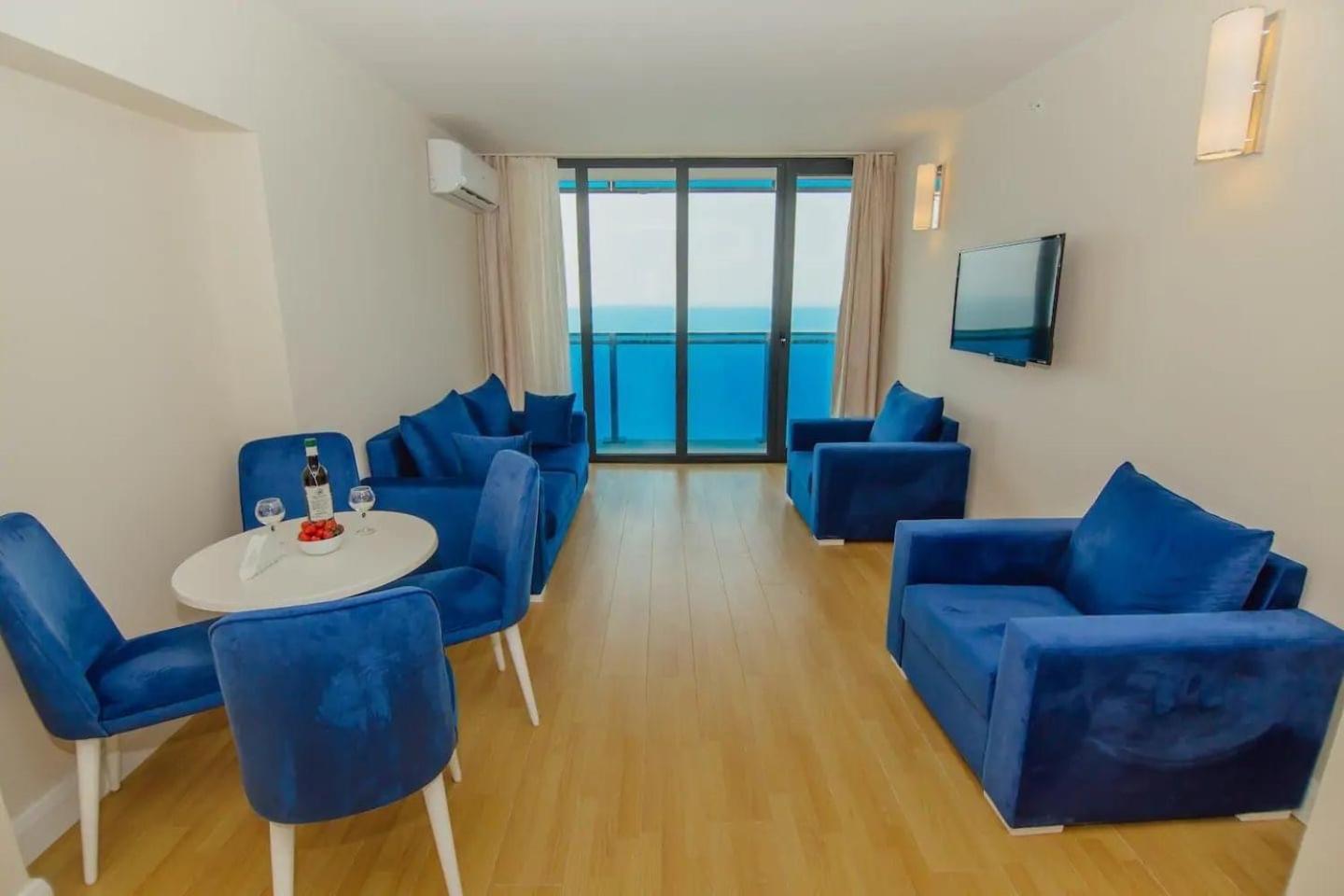 Black Sea Luxury Towers 호텔 바투미 외부 사진